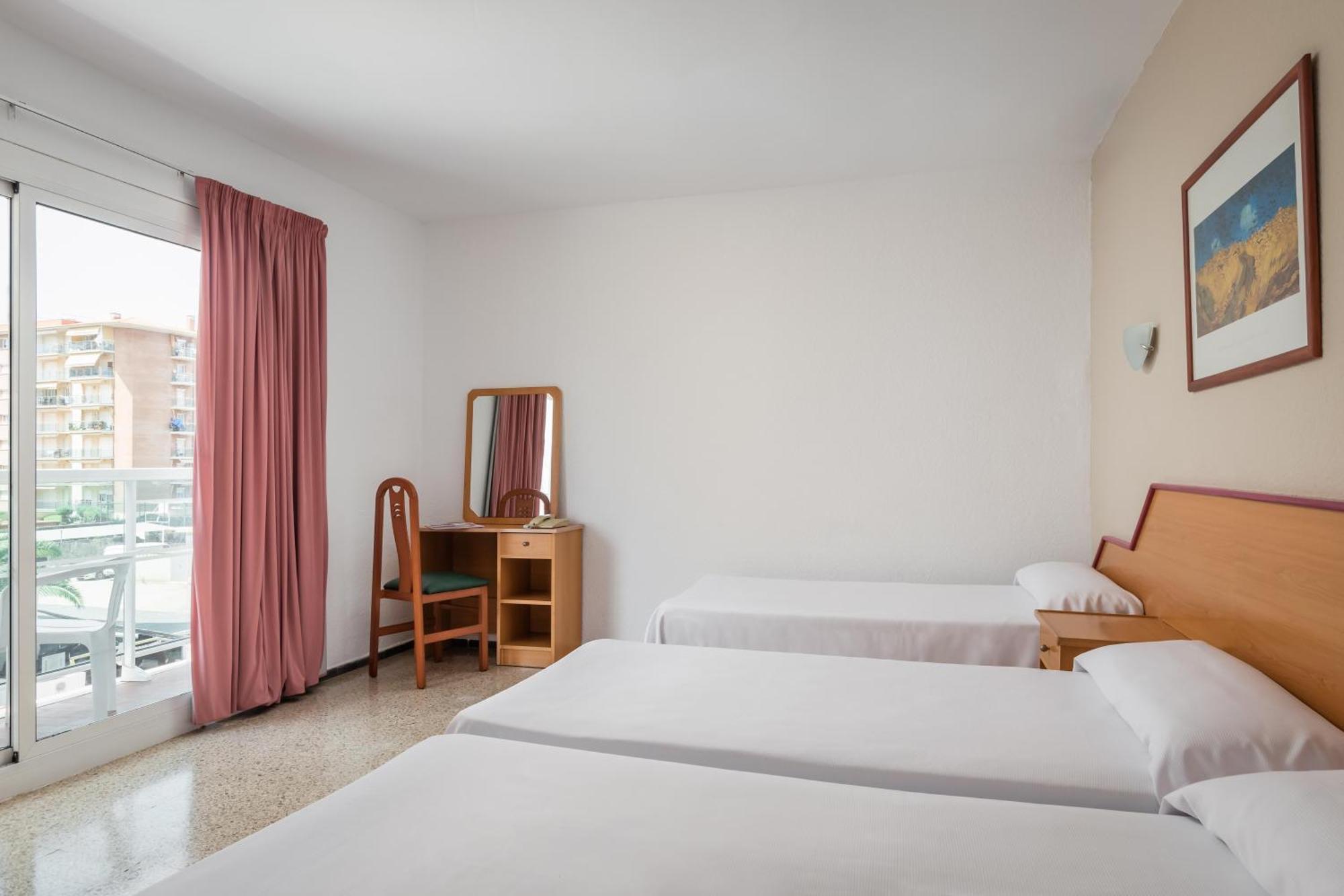 Hotel Cartago Nova By Alegria Malgrat de Mar Luaran gambar