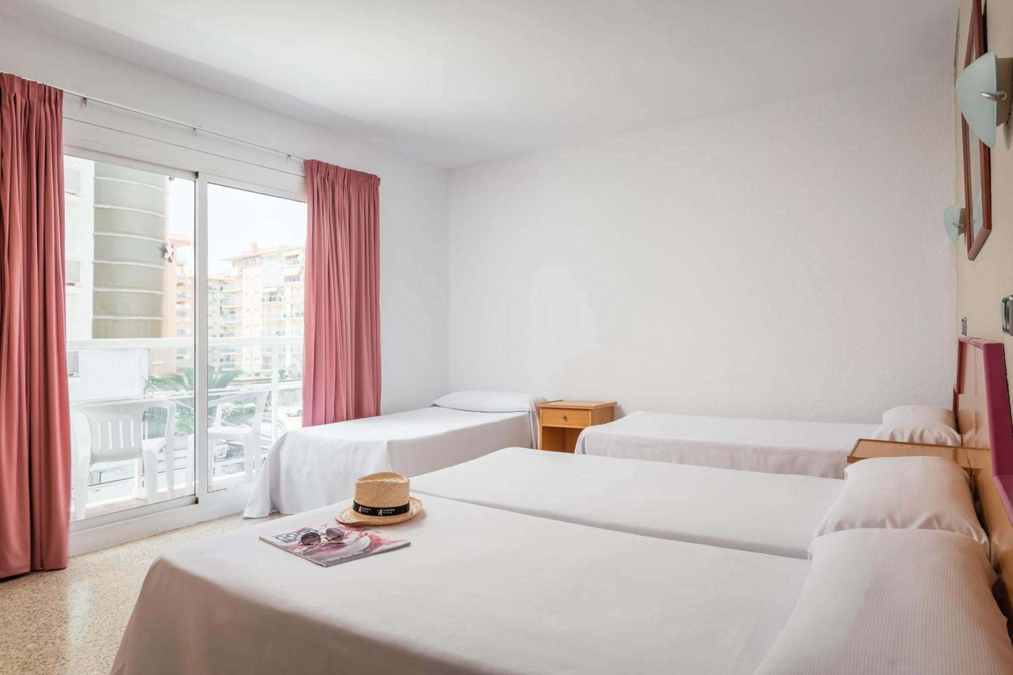 Hotel Cartago Nova By Alegria Malgrat de Mar Luaran gambar