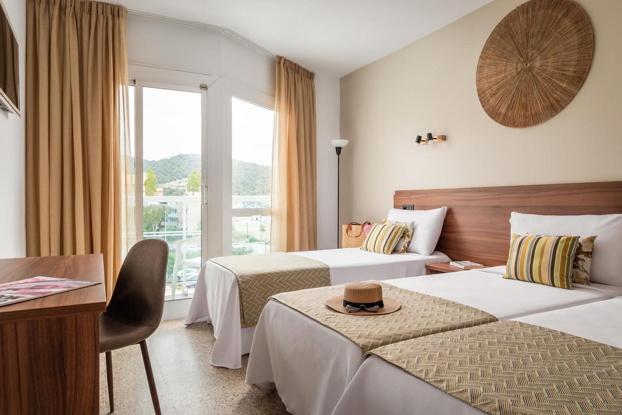 Hotel Cartago Nova By Alegria Malgrat de Mar Luaran gambar